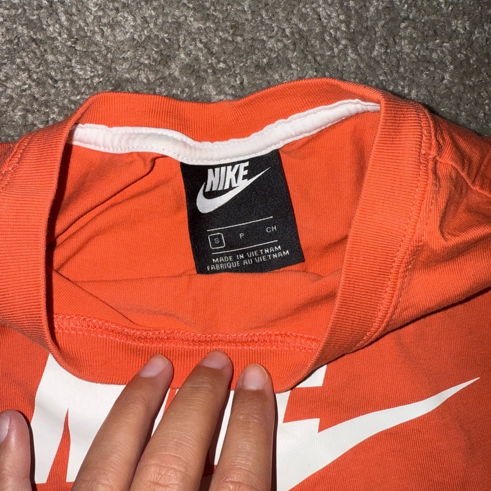 Nike Orange and Blue Crop Top - Picture 2 of 3